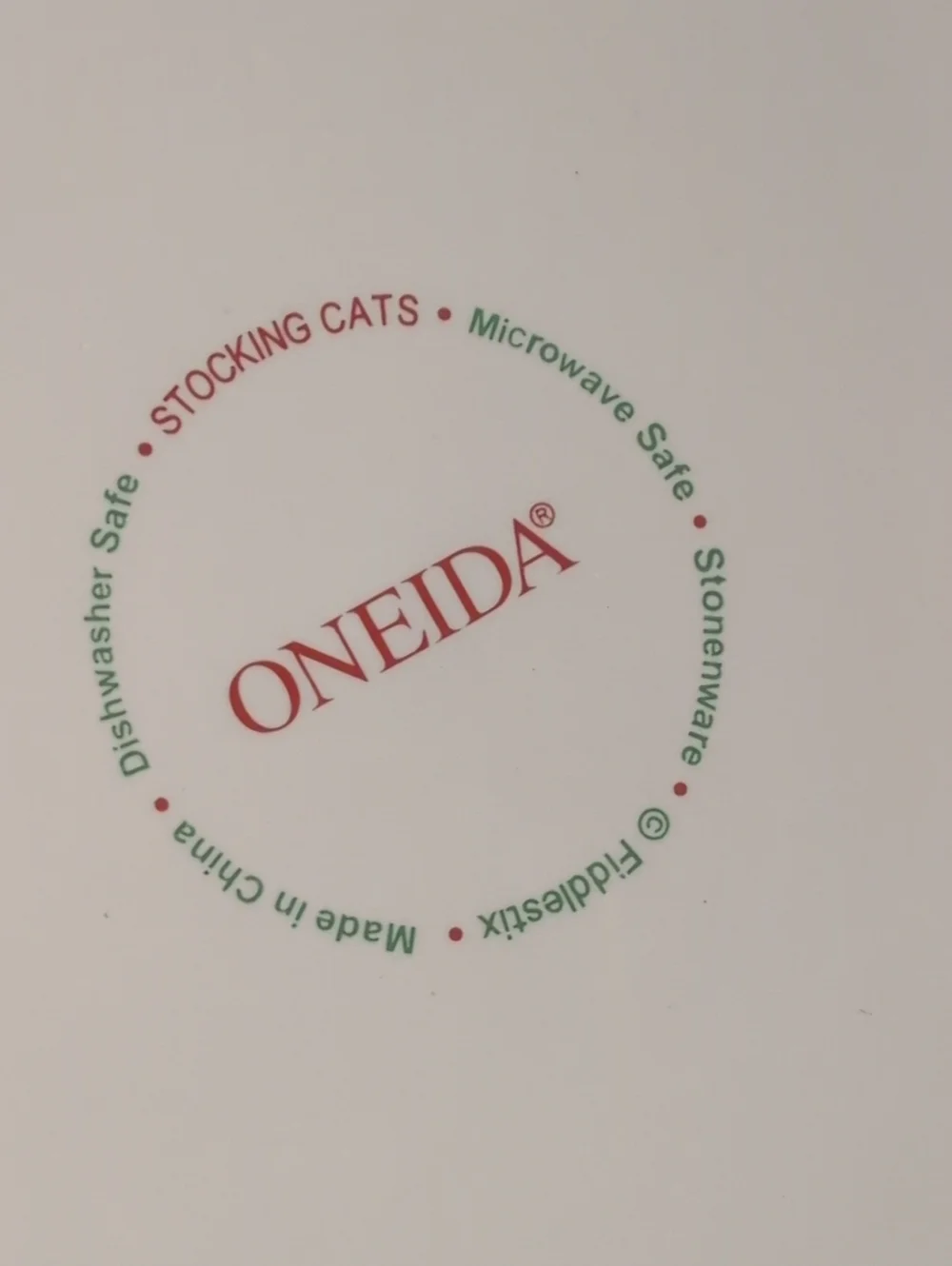 Vintage Oneida Fiddlestix Stocking Cats Stoneware Salad Dessert Plates Set of 4